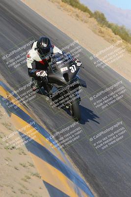 media/Dec-14-2023-Racers Edge (Thu) [[2b7ed58cb2]]/A Group/Session 5 (Turn 10 Inside)/